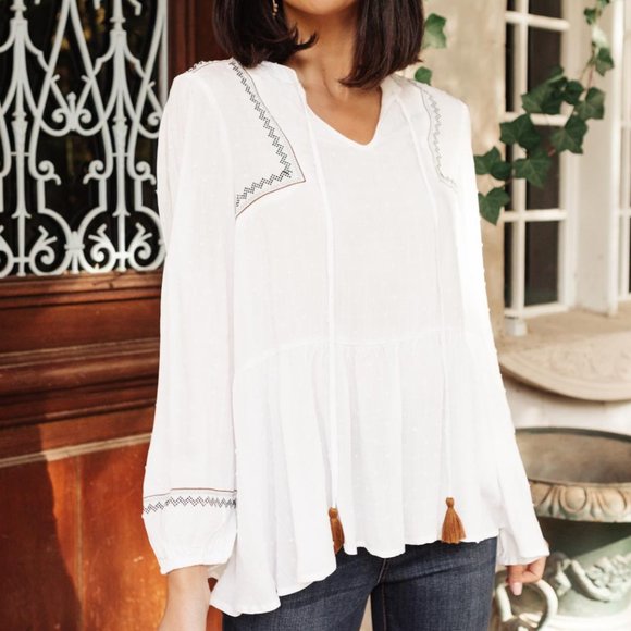 New! Flowy Boho Embroidered Blouse in Off White - Picture 9 of 9